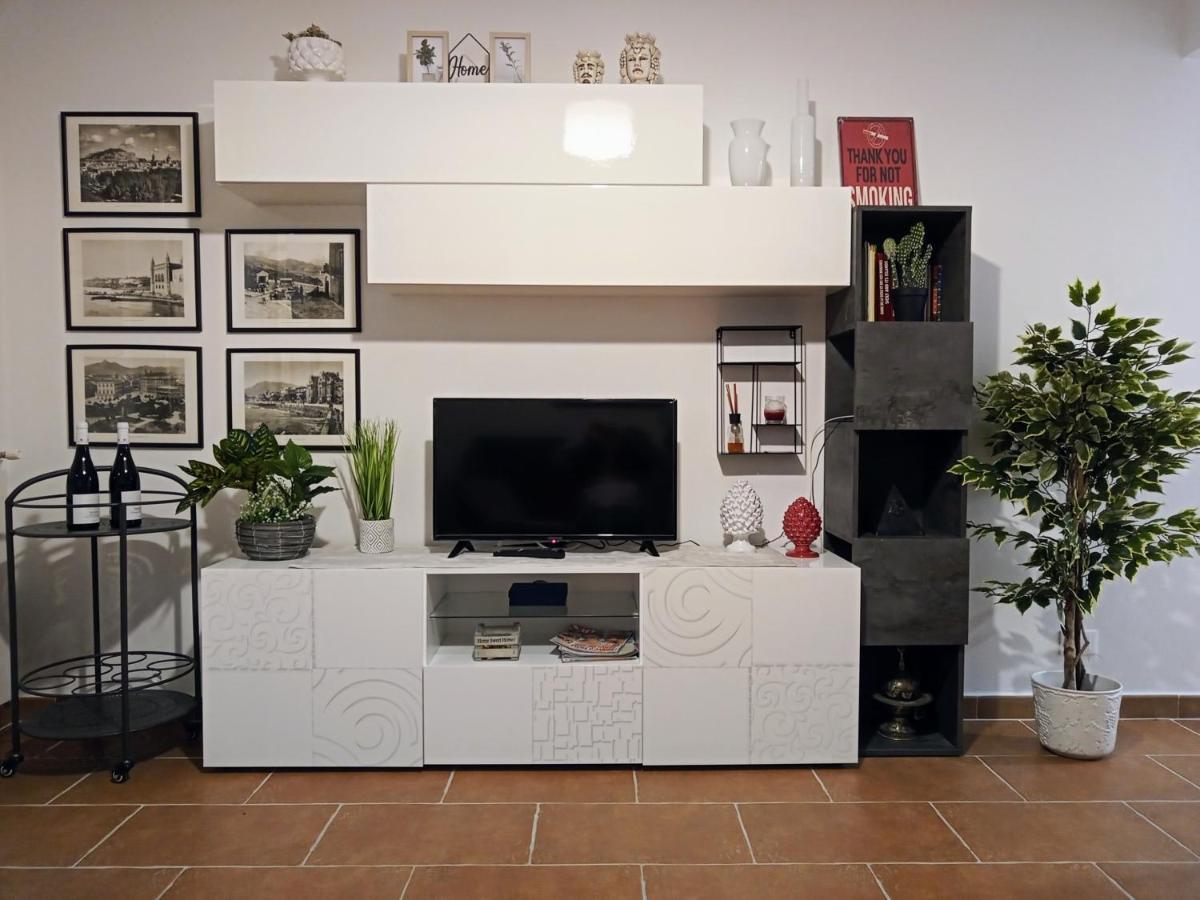 Zisa Home - ai Cantieri Culturali Palermo Exterior foto